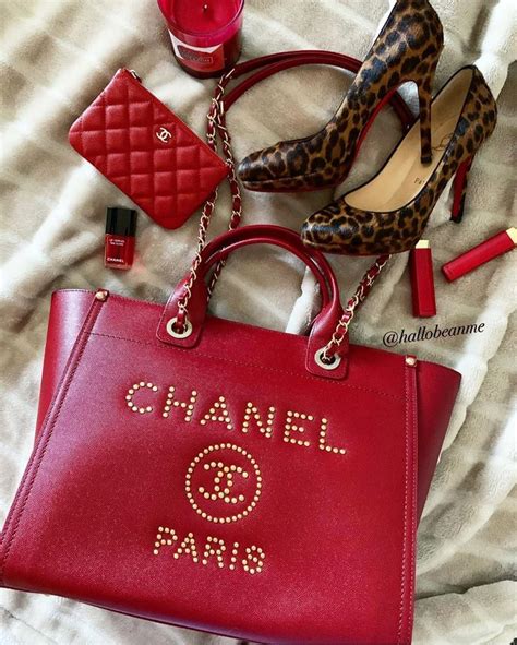 replica chanel designer handbags uk|chanel knockoff handbags great quality.